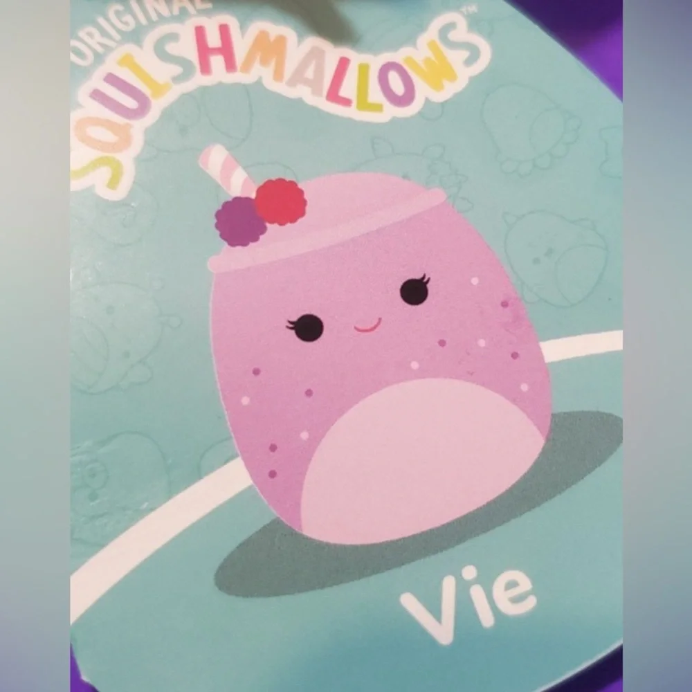 NWT Vie the Berry Smoothie 5